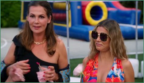 Just Flirty Besties or Are They Boning?